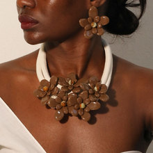 跨境款原创设计亚克力花朵双层项链 时尚女士颈饰 厂家专供批发