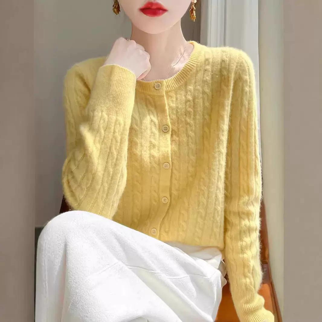 24经典圆领针织衫老钱风女麻花开衫外套纯色绞花洋气长袖毛衣外搭
