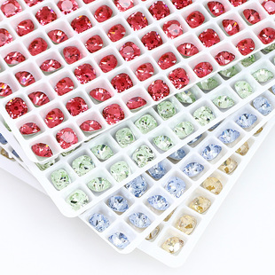 Dongzhou Crystal K9 high diamond DIY jewelry accessories 6mm small fat square nail drill nail pile drill factory wholesale