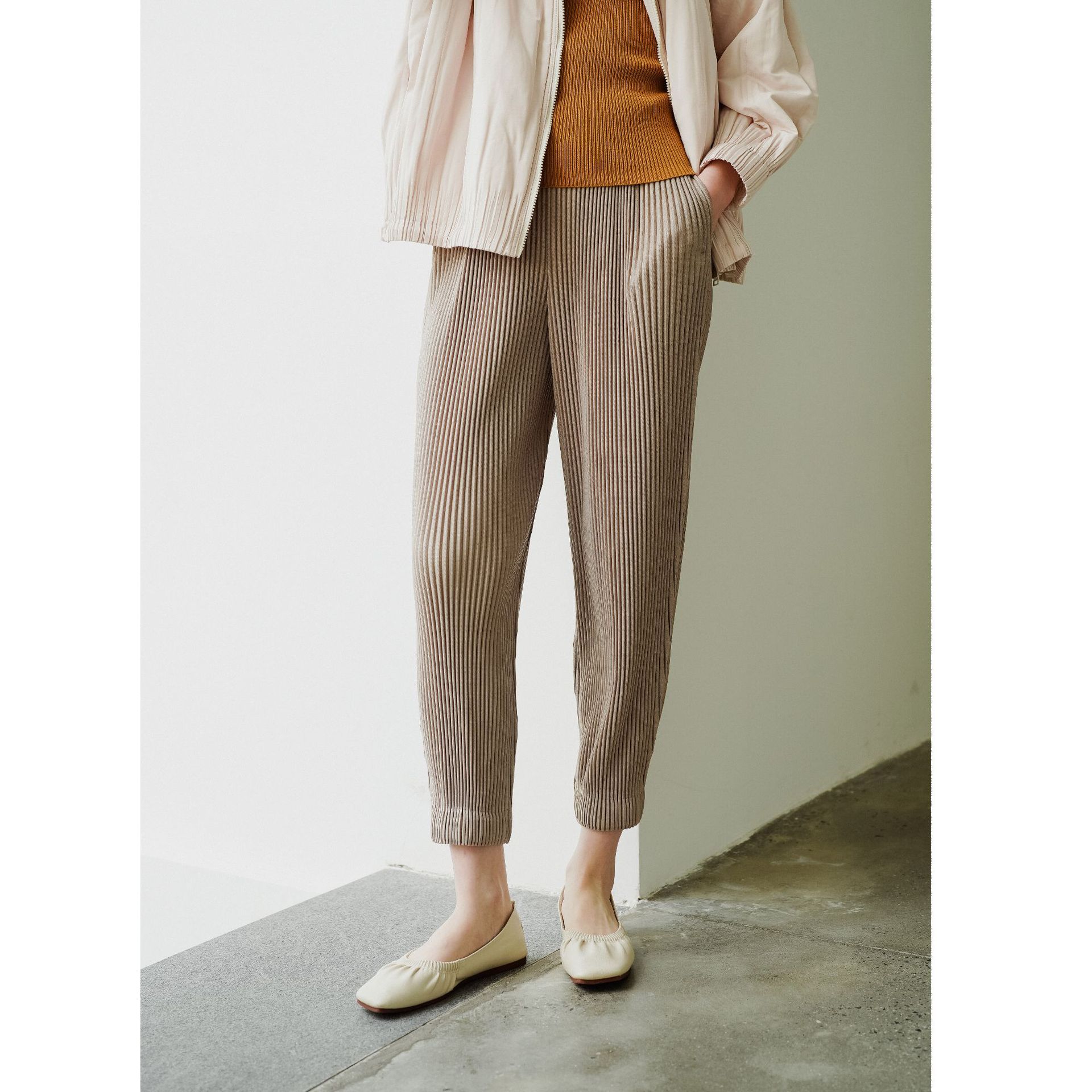 专柜品质秋春新款三宅高端褶衣轻奢时尚日韩休闲裤束脚裤铅笔裤