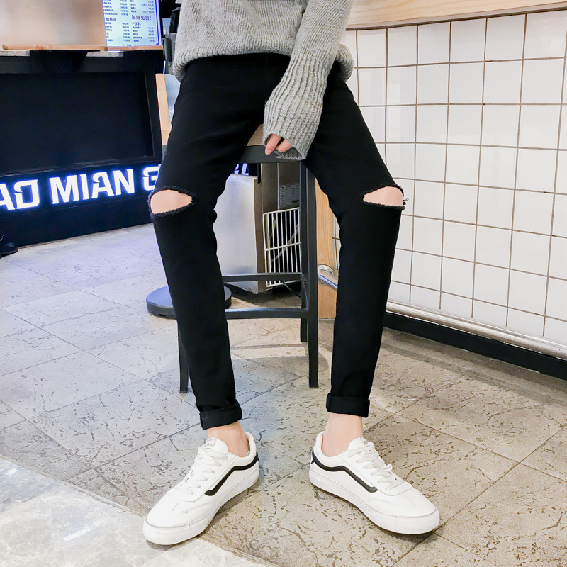 검정 [무릎 구멍]]