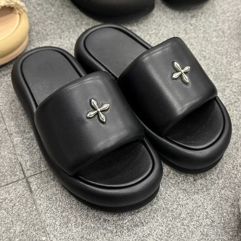 New black balloon slippers with a 5cm height increase, thick-soled cross-patterned women's genuine leather beach sandals, trendy for fashionable girls New black balloon slippers with a 5cm height increase, thick-soled cross-patterned women's genuine leather beach sandals, trendy for fashionable girls