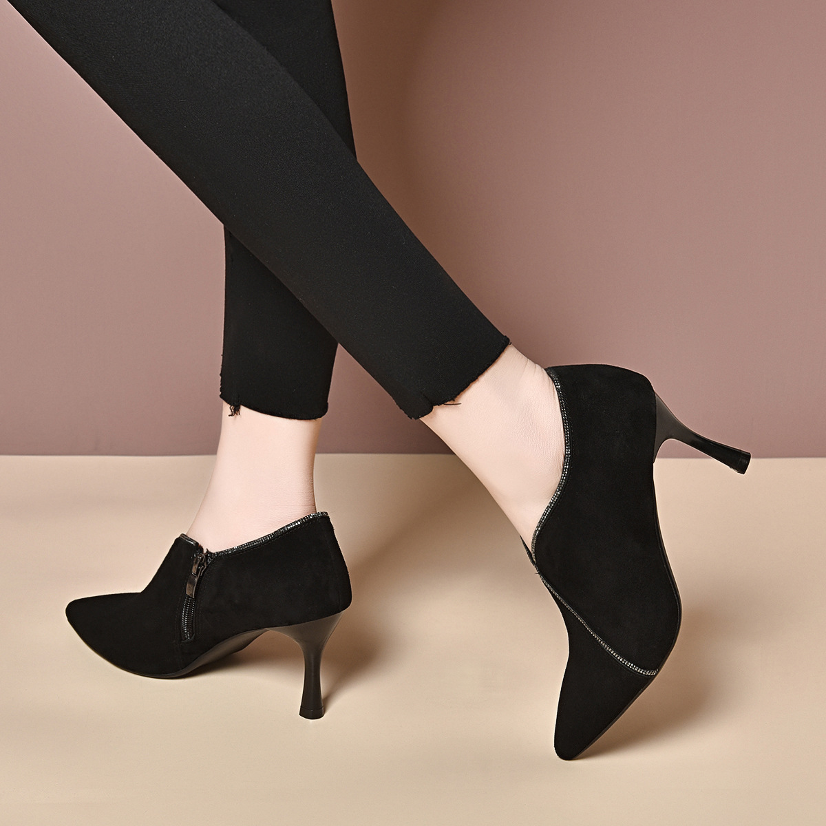 Shoes pointed-toe stiletto heels