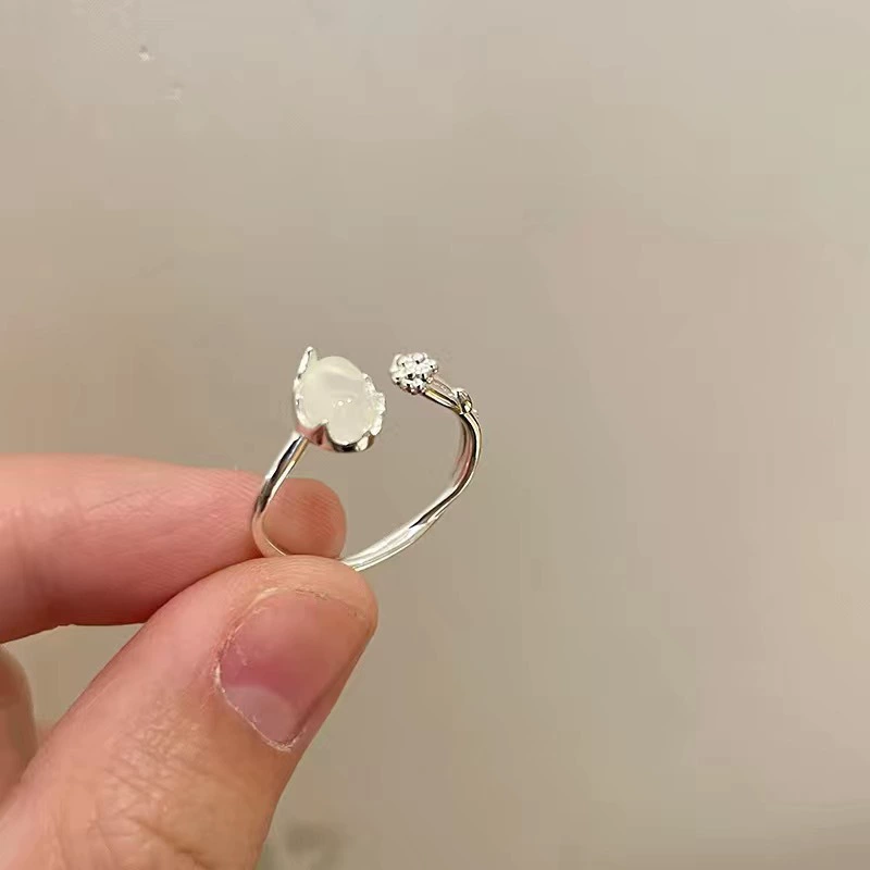Ring, Retro Small Bow Design, Light-Luxury Silver-Tone Statement, One Size