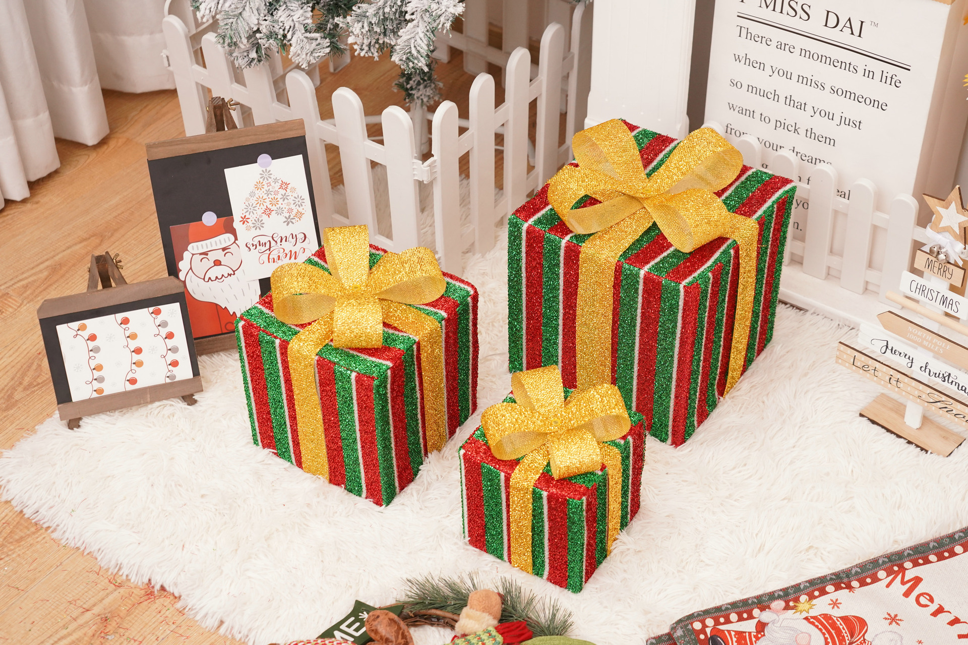 Luces navideñas nuevas de 2025, juego de tres piezas en caja de regalo navideña, productos navideños, accesorios de decoración para fiestas de cumpleaños, adornos.