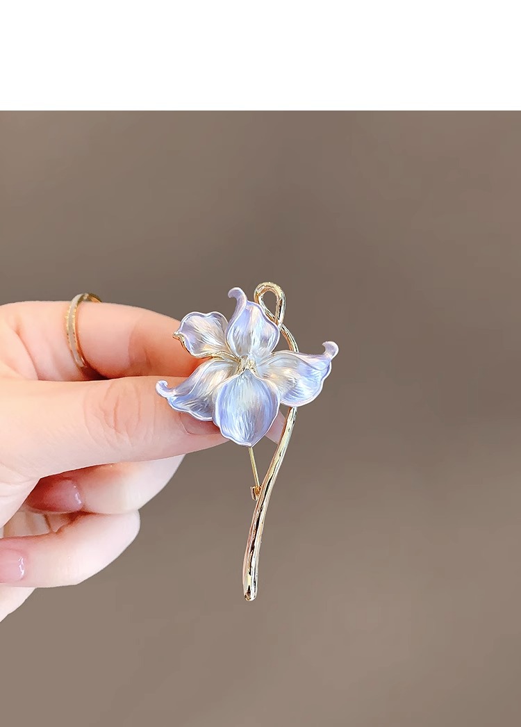 Spilla a forma di ninfea con temperamento retrò e nobile, spilla di sicurezza antiriflesso, accessorio per abito con fiore smaltato tridimensionale per donna_voghion.com
