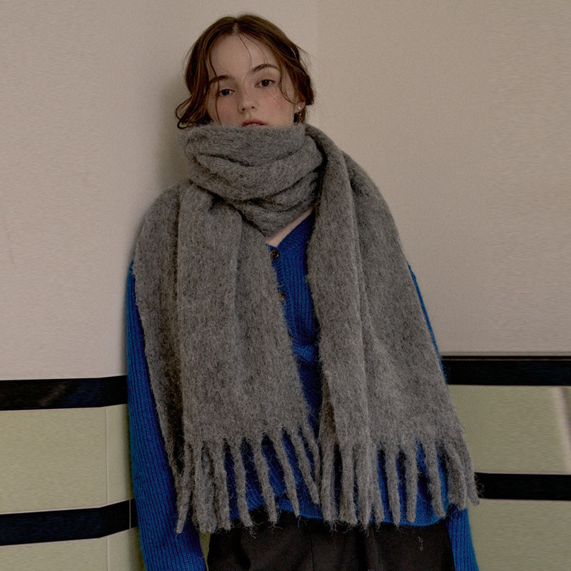 South Korea Designer Color Spinning Wool Blended Solid Color Thick Tassel Scarf Women's Winter Atmosphere Fluffy Soft Scarf