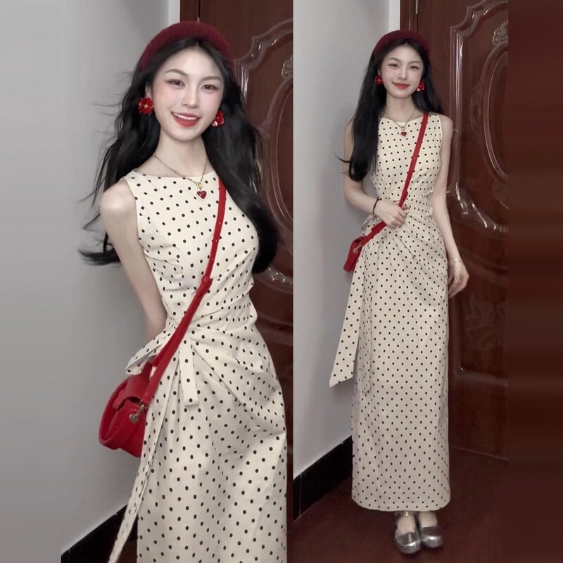 French Sleeveless Polka Dot Dress for Women Summer 2025 New Seaside Vacation High-End Elegant Waist Long Skirt French Sleeveless Polka Dot Dress for Women Summer 2025 New Seaside Vacation High-End Elegant Waist Long Skirt
