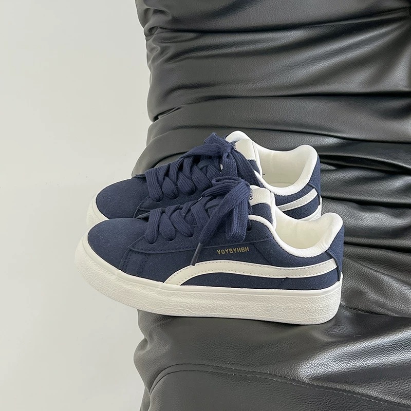 Zapatos de skate casuales de fondo plano de ondas de larga distancia para mujeres, zapatos de lona versátiles de otoño 2025 nuevos zapatos deportivos coreanos de mujer