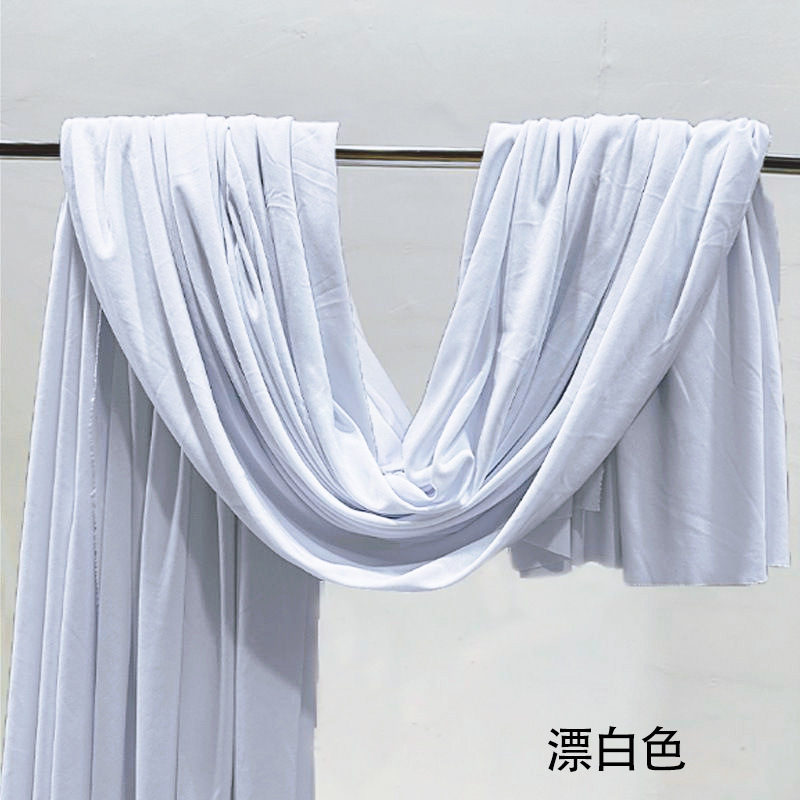 結婚式の吊り下げの赤い系の牛乳の糸の布地の両面の弾力性の布のカーテンの吊り下げの結婚式のホテルの舞台の背景の布地|undefined