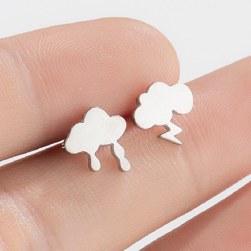 Simple Style Clouds Titanium Steel Ear Studs Plating No Inlaid Stainless Steel Earrings display picture 5