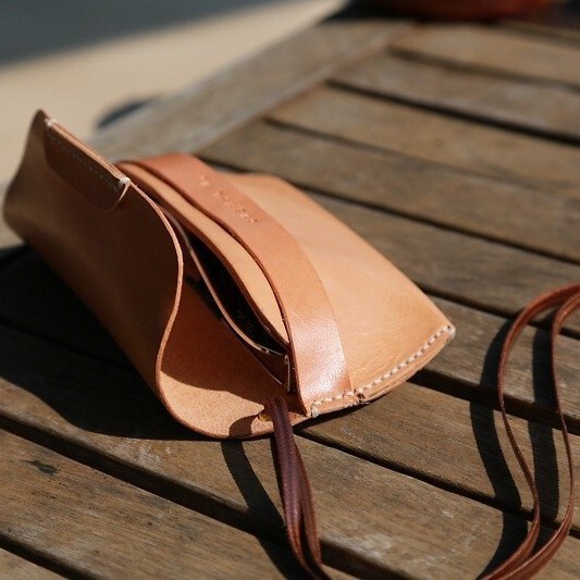 2024 New Artistic Design Glasses Case Travel Portable Glasses Bag Leather Wear-resistant Sunglasses Protective Leather Case