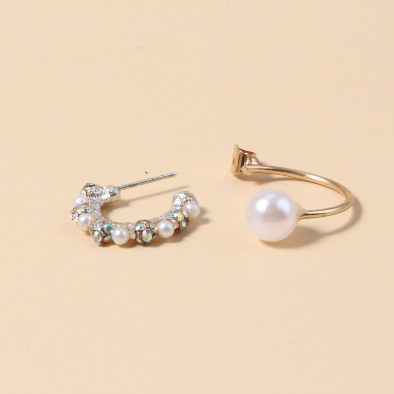 Fashion cute geometric earrings simple retro pearl alloy earringspicture2