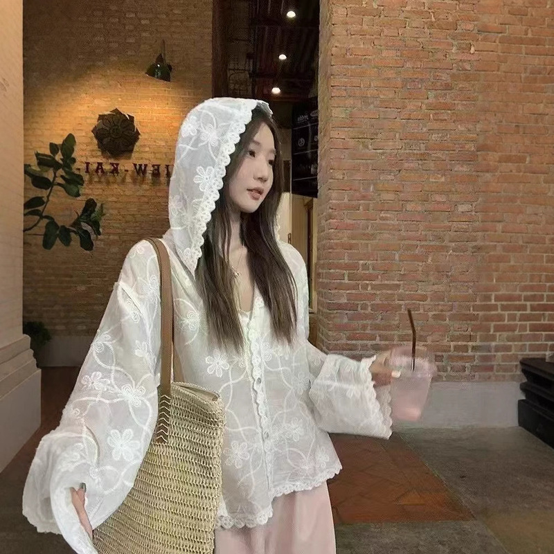 Nami Fashion Lace Hooded White Shirt Women's Spring and Summer European Station plus size Top 2025 New Shirt