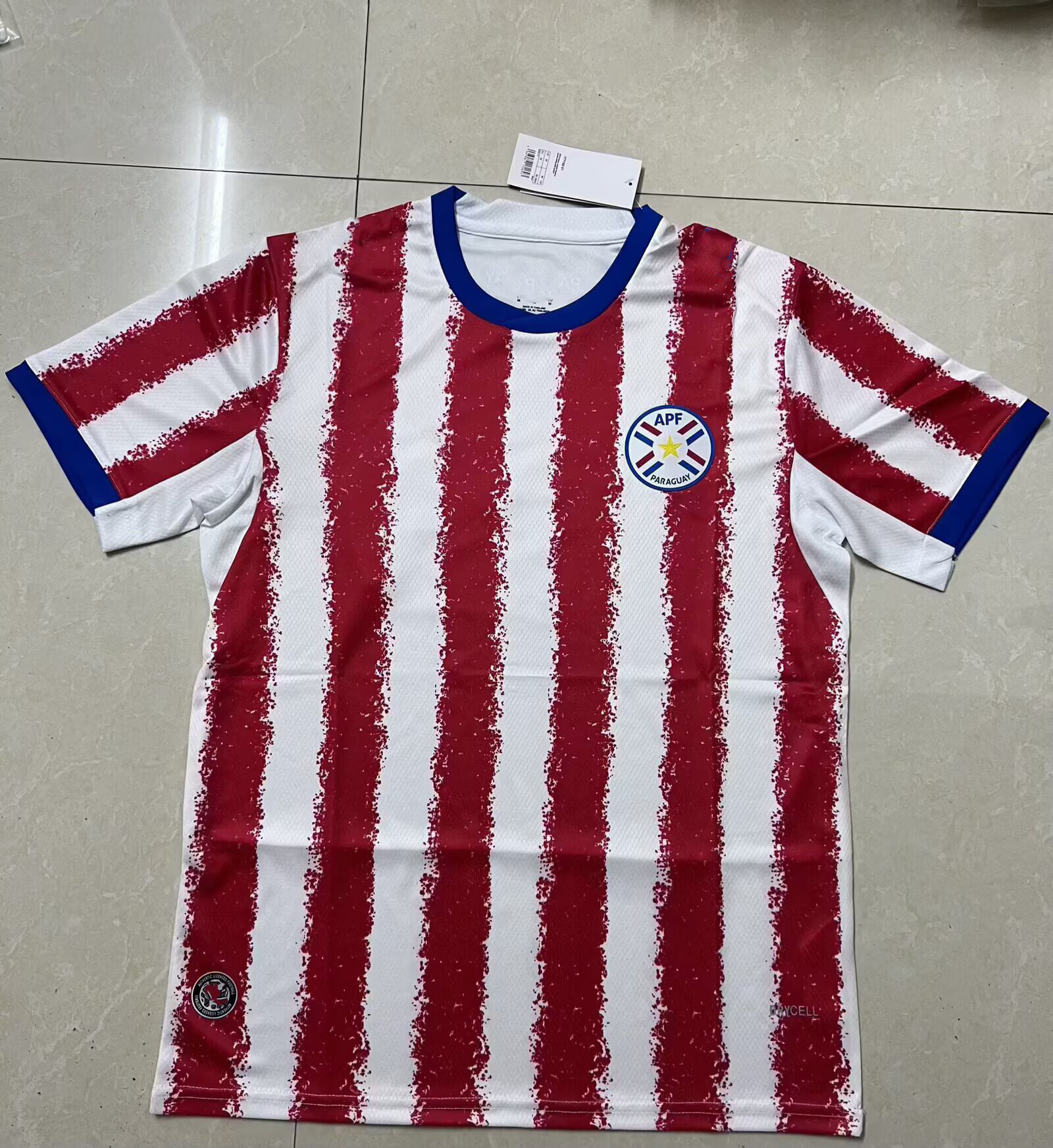 26 - 27 casa de Paraguay