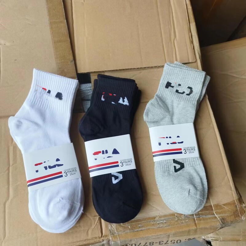 Stock tail cotton socks men's and women's mid-calf sports socks outdoor fitness running socks soft sweat-absorbent dry comfortable in stock