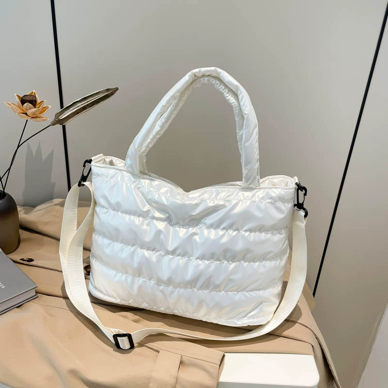 Плечевая сумка с пухом, одн Shoulder bag for leisure, down jacket, Japanese and Korean