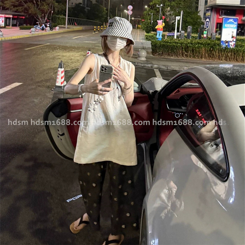 "Nine-Point Pants Are a Great Companion for Old Money Style" Linen White Sleeveless Dress Top "Nine-Point Pants Are a Great Companion for Old Money Style" Linen White Sleeveless Dress Top