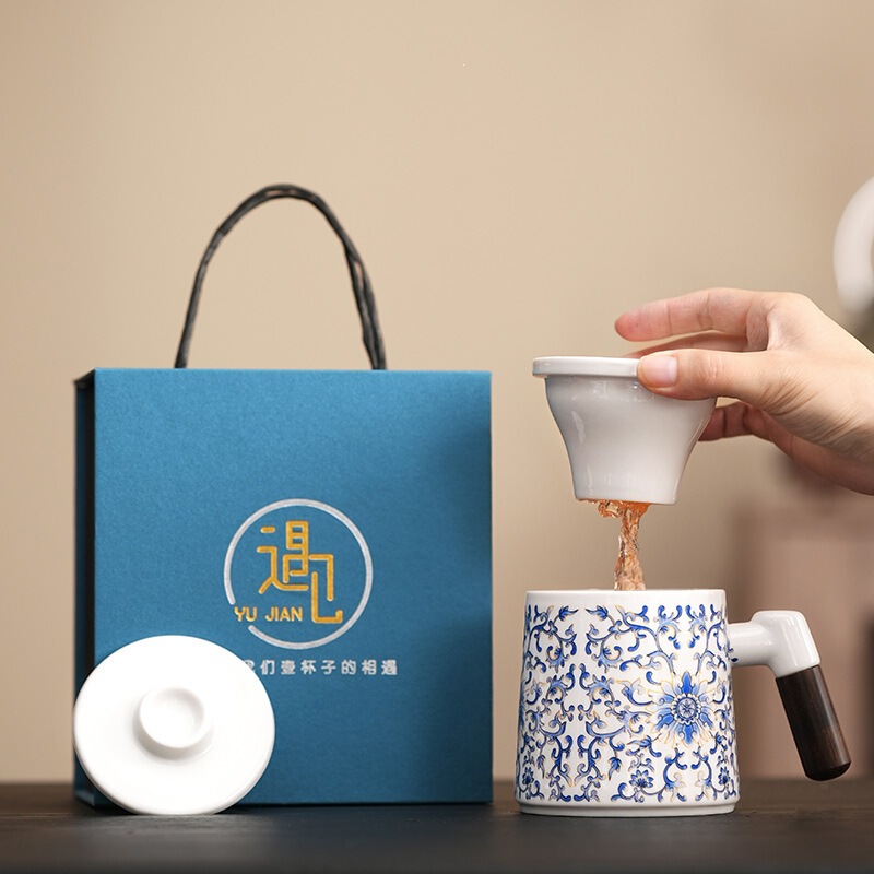 Chinese Style Lotus Tea Cup with Tea-Water Separation, Business Tea Set, Creative Portable Gift Wholesale Chinese Style Lotus Tea Cup with Tea-Water Separation, Business Tea Set, Creative Portable Gift Wholesale