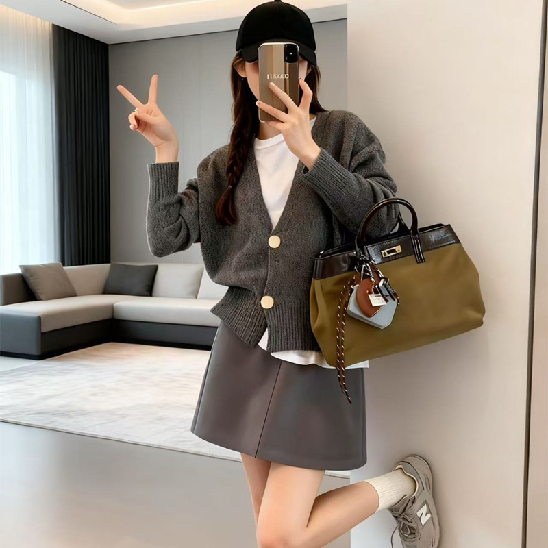 跨境秋冬新款复古慵懒风v领新款针织开衫女宽松休闲韩版毛衣外套