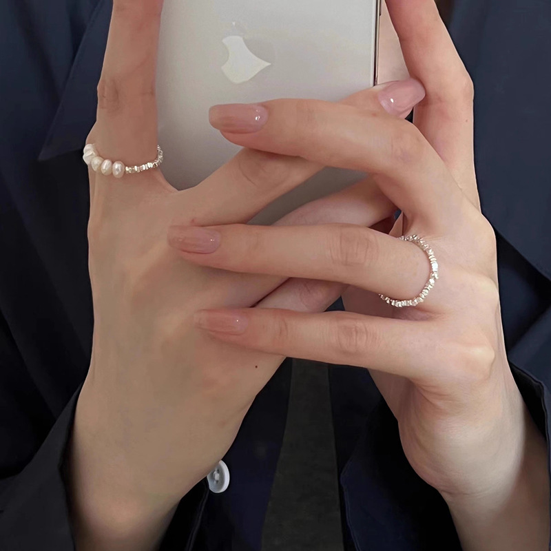 Anello con perla frammentata Misty Rain per donna, anello chiuso dal design unico e alla moda, vendita diretta in fabbrica_voghion.com