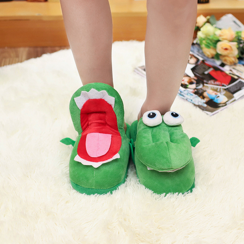 Felpa cocodrilo de juguete de algodón zapatillas de las mujeres lindo hogar invierno interior tiktok mismo estilo boca abierta zapatillas para caminar