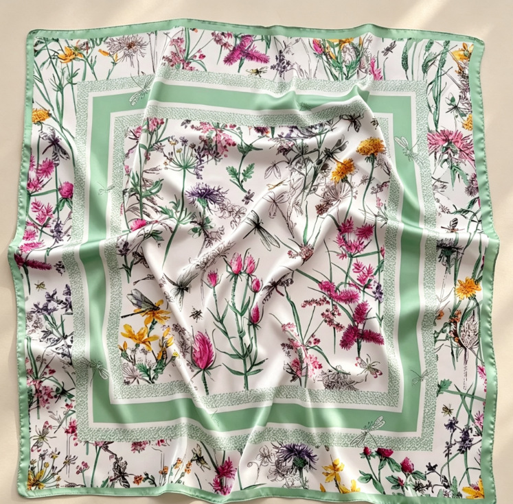 70 bufandas de seda cuadrada alta sensación de moda coreana versátil bufandas de seda de impresión retrógrada