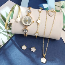 ŮʿС���L�������b�ֱ� ����W�t�̄�Ů��ͬ���S�����C�������