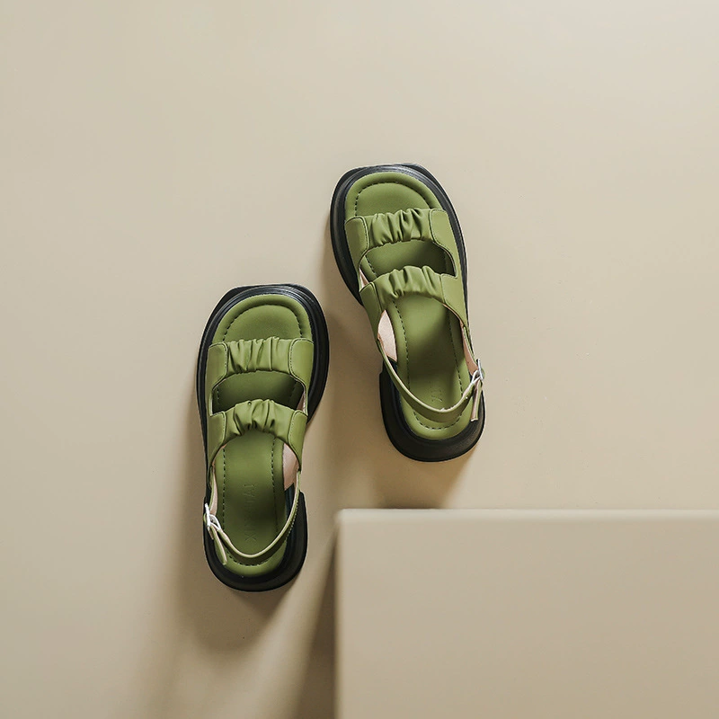 Сандалии женские 2023 летние новые универсальные женские туфли на толстой подошве с римской уличной пляжной обувью на платформе