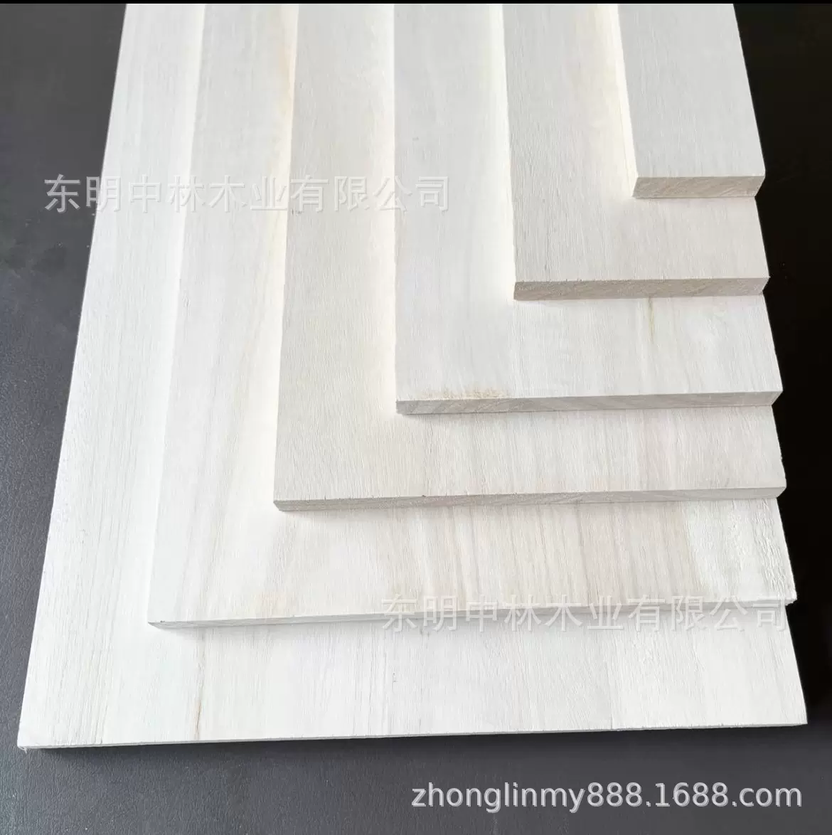 百叶窗桐木透气窗自然耐用绿色个性化新体验热销经典美观环保材料