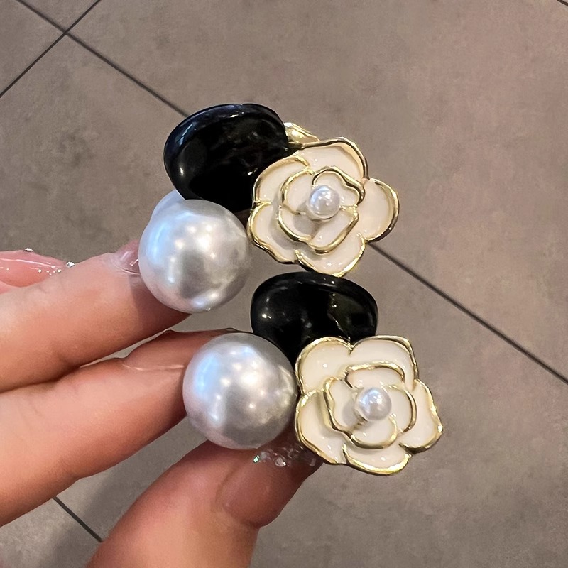 Elegante princesa cabeza pequeño clip 2024 nuevo de alta calidad Camellia perla Bangs clip horquilla clip superior accesorios para el cabello para las mujeres