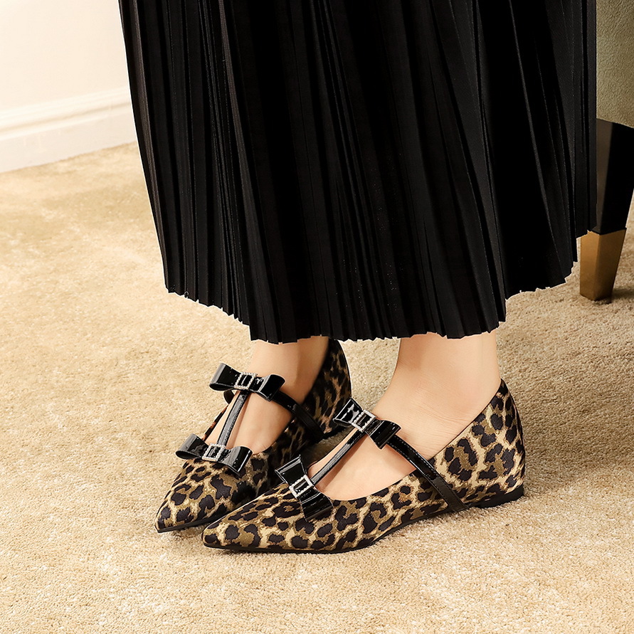 8699 Evening Breeze Single Shoes Women's Pointed Shallow Mouth Leopard Pattern Versatile Interior Height Increasing Versatile Water Diamond Bow Mary Jane Shoes