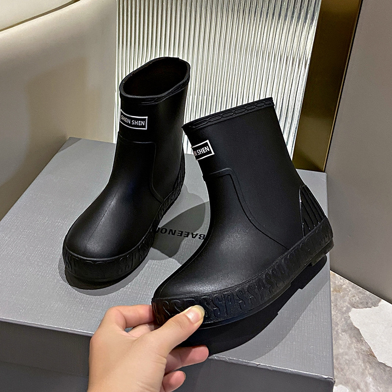 검은색 신발 [표준 사이즈]