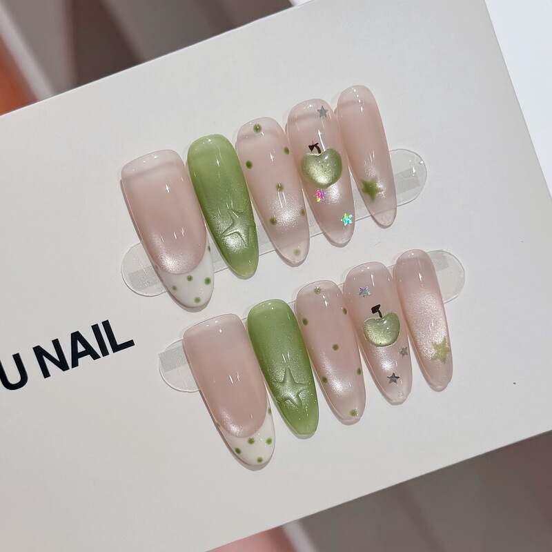 [Green Apple] French-Style Green Cat-Eye Polka Dot Design, Fashionable and Simple Handmade Wearable Nails, Removable Nail Stickers