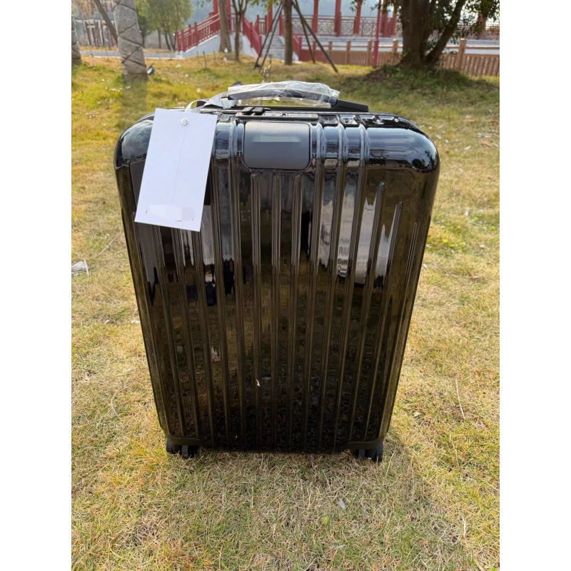 Riomo Essential Lite Air Ultra-Light Single-Handle Suitcase, Ultra-Light Material Single-Handle Luggage, Checked Bag Riomo Essential Lite Air Ultra-Light Single-Handle Suitcase, Ultra-Light Material Single-Handle Luggage, Checked Bag