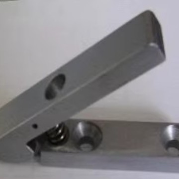 压机专用承载盘弹簧夹大田压机压合钢板研磨抛光压机加热盘保护板