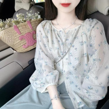 韩版小清新气质碎花长袖衬衫上衣衬衣夏季新款宽松显瘦甜美少女感
