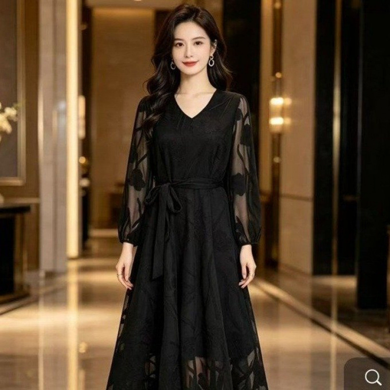 2026 New Spring and Summer V-Neck Exquisite Dress with Waist-Cinching Design, Slimming Travel and Vacation Long Dress, Chiffon Dress, Beach Dress