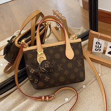 2025�¿�͹�б��Ů���W�t�˻@�Ӱ��ٴ���ֵӡ�����r��С����