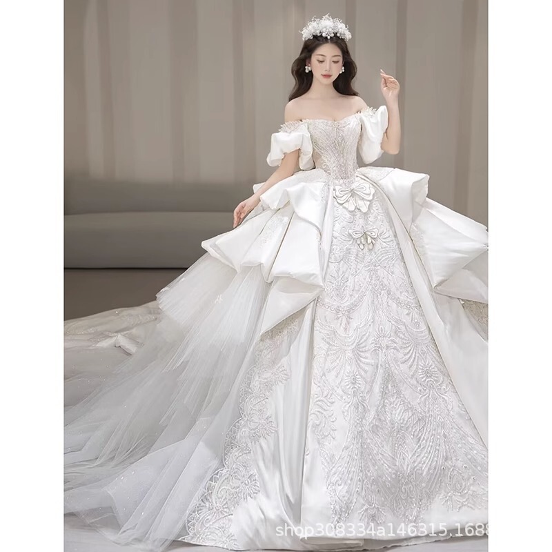 French Satin Wedding Dress 2025 New Bride Main Wedding Dress One Shoulder Small Pregnant Women Classy Heavy Industry Long Tail