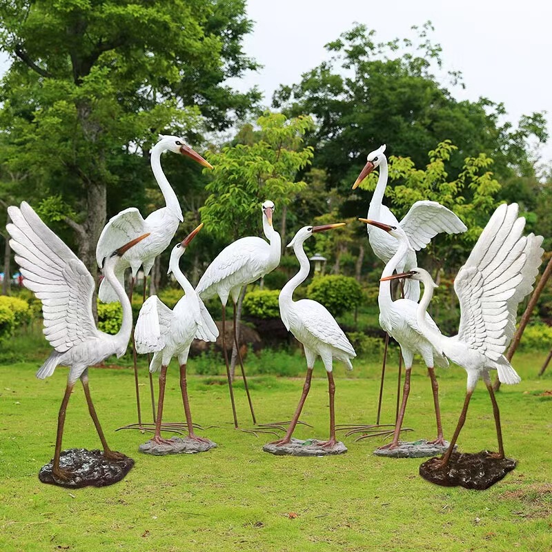 Simulated Egret Sculpture Ornaments for Outdoor Gardens and Villas, Large Bird White Crane Model for Pool and Rockery Landscaping Decoration