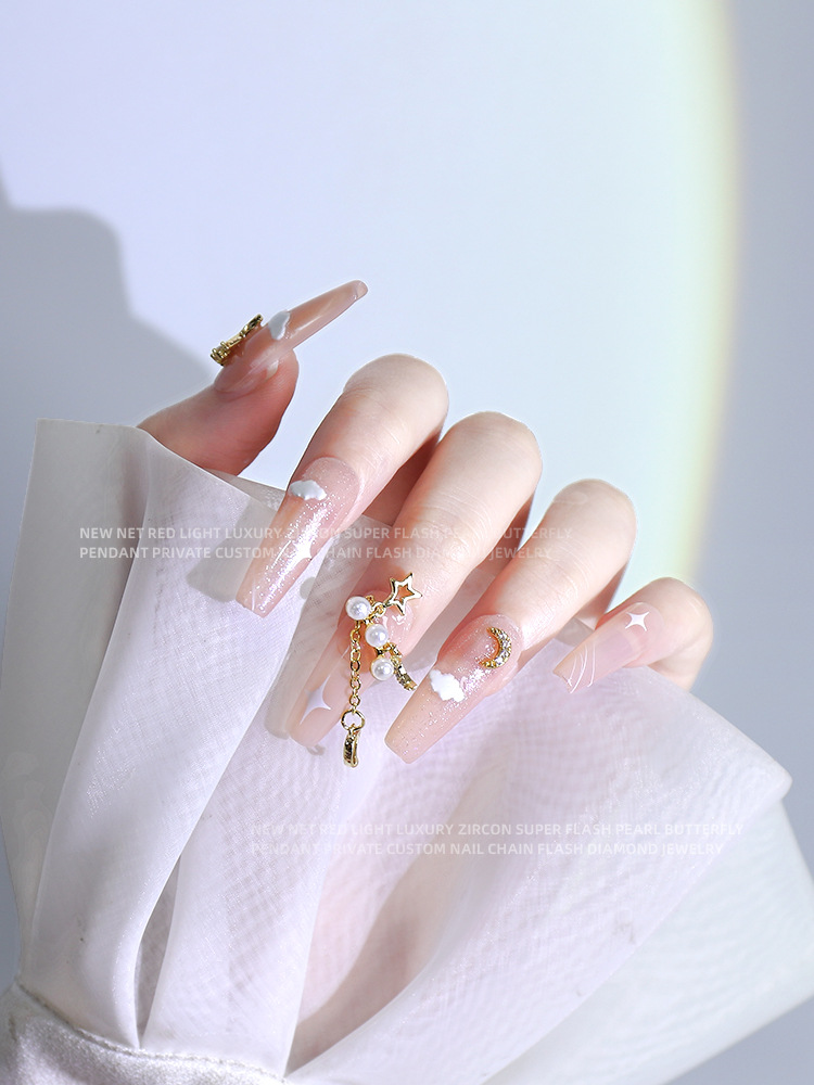 Nueva luz de la celebridad Internet lujo circón Super Flash Perla Cadena amor mariposa colgante uñas Oro Cielo Estrellado Estrella Diamantes