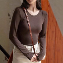 亲肤恒温打底衫女2025秋冬新款正肩t恤长袖修身圆领西装内搭上衣
