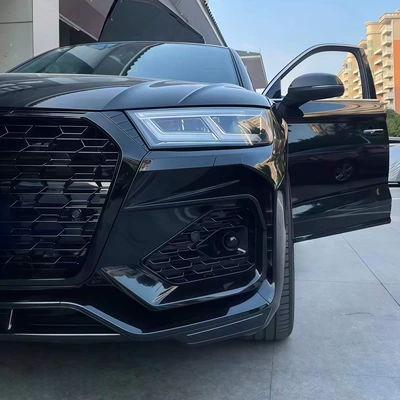 front bumper, front grille, and – Big Surrounded