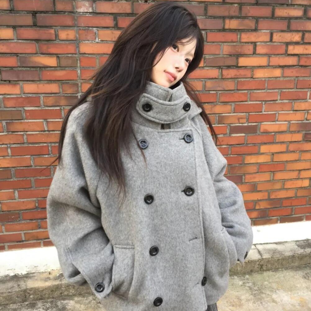 회색