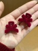 Small bow grip clip red