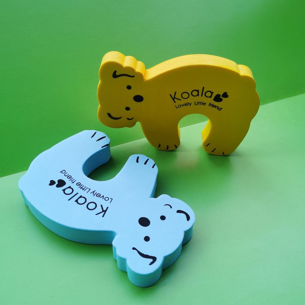 小狗考拉小猫门卡4