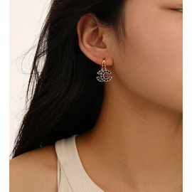 新款小香风字母锆石耳环时尚高级感简约百搭气质精致耳饰