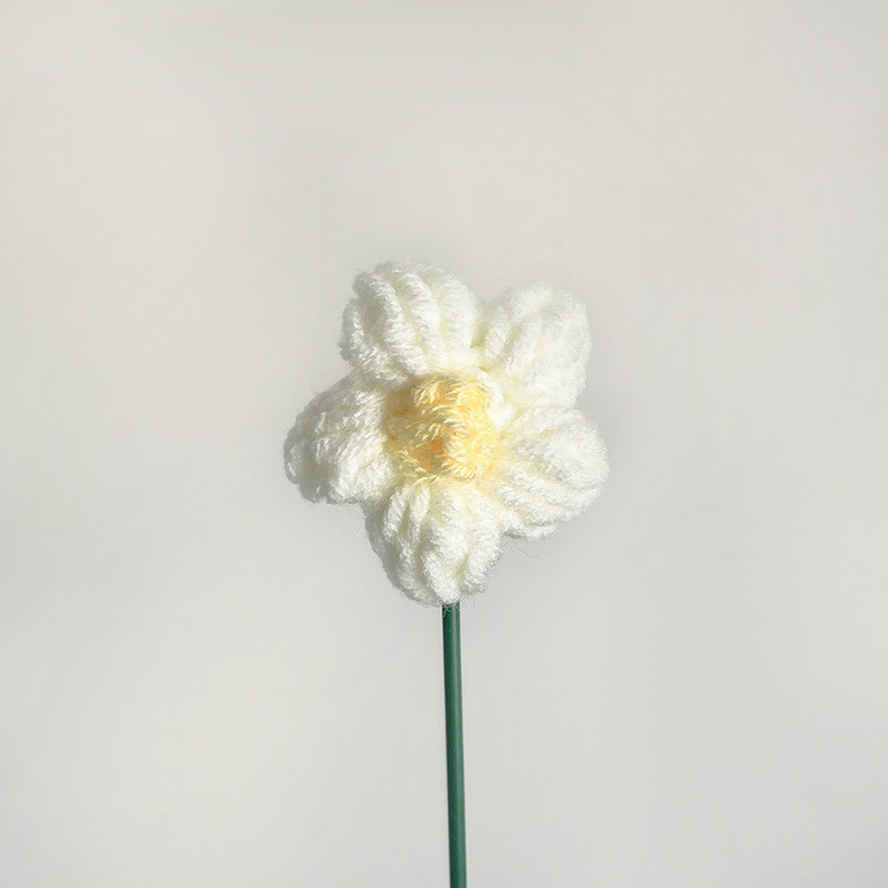 クロスボーダーの手編みの完成品の小さい花束は花の毛糸のメリヤスの花束を模倣します。|undefined