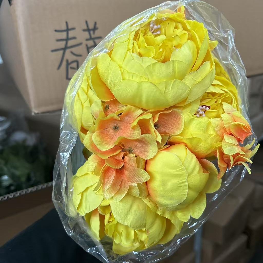 봄 노란색